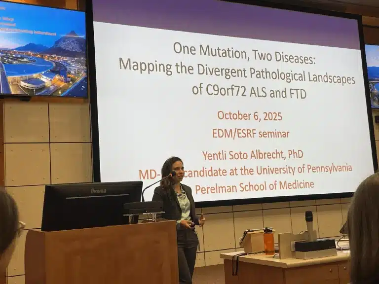 Yentli Soto Albrecht presenting the ESRF beamline seminar