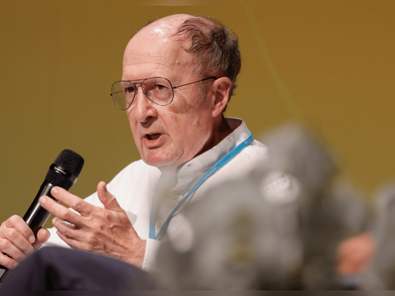 Lindau Nobel Laureate Meetings feature on rebuilding public trust in science